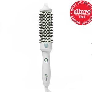 Mane: It's Giving Body Medium Hot Round Brush 1.5"